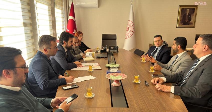 Kültür ve Turizm Bakan Yardımcısı Batuhan Mumcu, Spotify Bölge Başkanı Akshat