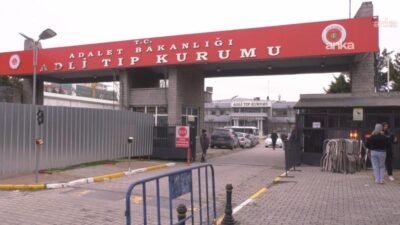Kuruçeşme açıklarında dün bulunan ve üzerinde yüzücü kıyafeti olan bir