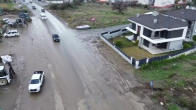 Aydın genelinde etkili olan kuvvetli sağanak yağışın ardından Kuşadası Belediyesi, selin
