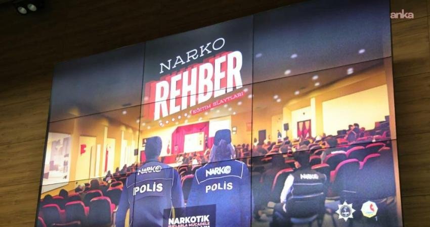 Kütahya Belediyesi personeline bağımlılıkla mücadele eğitimi Kütahya Emniyet Müdürlüğü’ne bağlı Narkotik Suçlarla Mücadele Şube Müdürü Dinçer