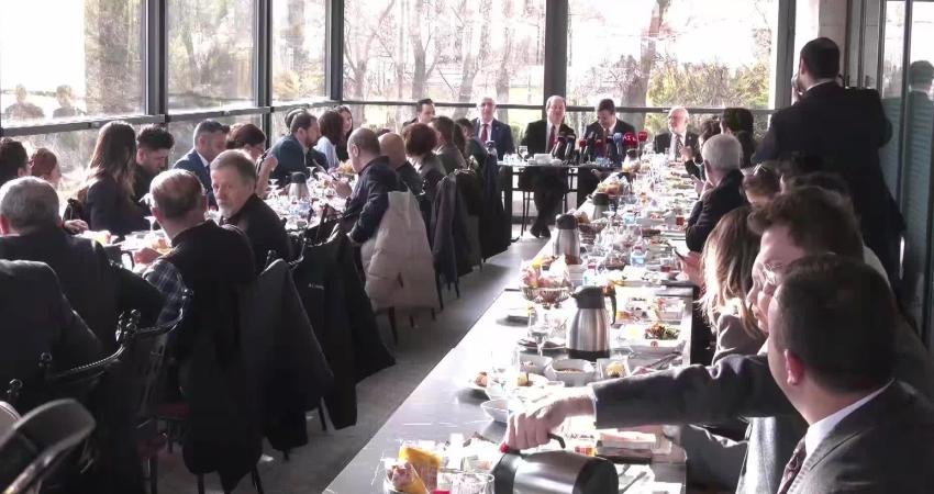 Saadet Partisi Genel Başkanı Mahmut Arıkan, "Her ne kadar Sayın