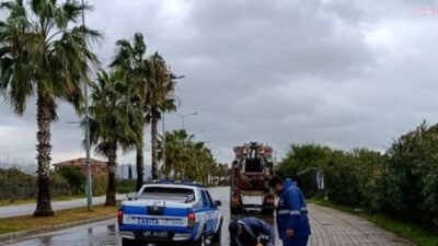 Manavgat Belediyesi, ilçede dün geceden itibaren etkisini sürdüren fırtına ve