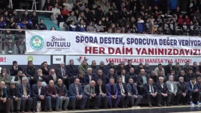 Manisa Büyükşehir Belediyesi, kentte faaliyet gösteren amatör spor kulüplerine nakdi