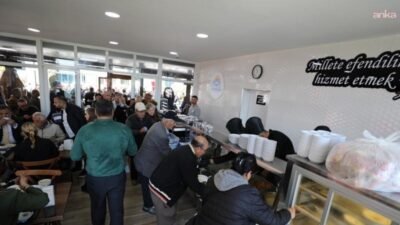 Menderes Belediyesi’nin Kent Lokantası’nda dört çeşit yemek yeni yılda da