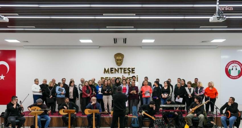 Menteşe Belediye Korosu, Anadolu Rock müziğinin efsane ismi Barış Manço’yu,