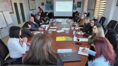 Mersin Büyükşehir Belediyesi bünyesinde oluşturulan Çocuk Konseyi, kamu kurumları, sivil