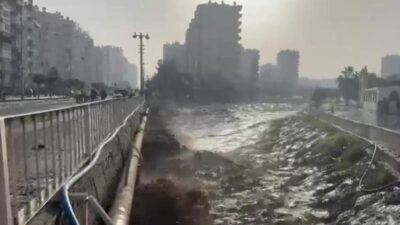 Mersin’de etkili olan yoğun yağış Mezitli, Erdemli ve Toroslar ilçelerinde