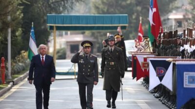 Milli Savunma Bakanı Yaşar Güler, resmi davetlisi olarak Ankara’ya gelen