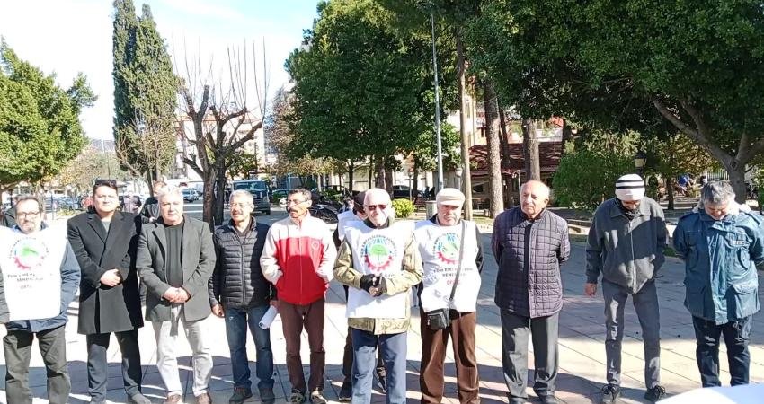 Tüm Emekliler Sendikası üyelerinin, emekli aylıklarına yapılan zamları protesto amacıyla Ortaca'da