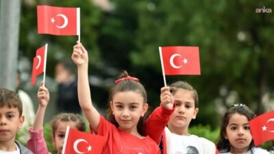2025-2026 eğitim öğretim yılının ikinci dönemi, okullarda bayrak sevgisi ile
