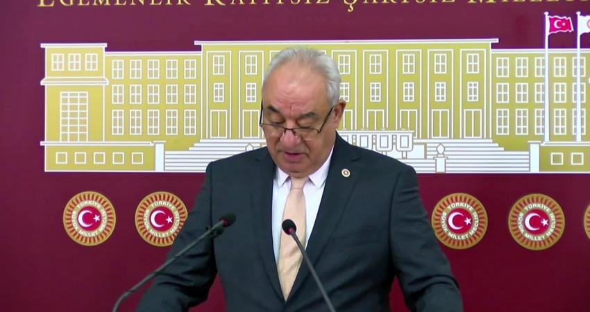 DSP Genel Başkanı ve İstanbul Milletvekili Önder Aksakal, en düşük