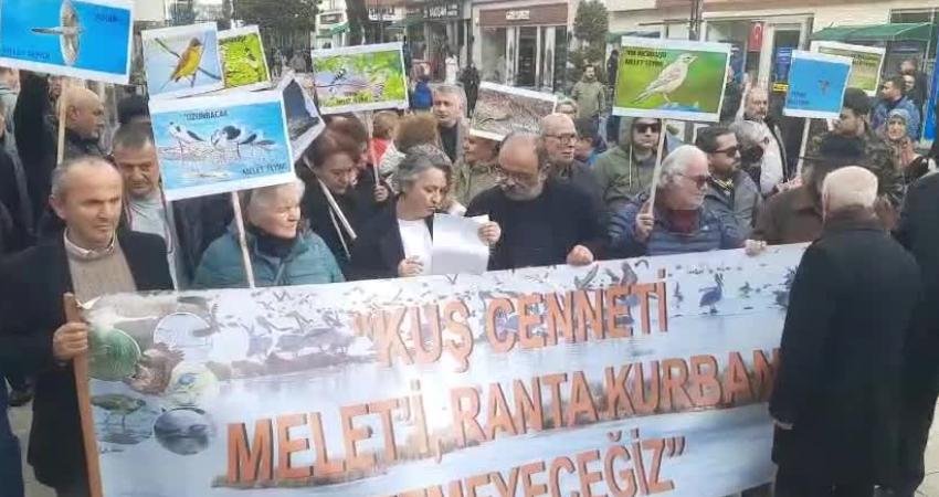 Ordu’da, Durugöl imarına karşı yürüyüşe polis engeli Ordu’nun Altınordu ilçesi Durugöl Mahallesi’nde eski çöp alanının bir bölümünün
