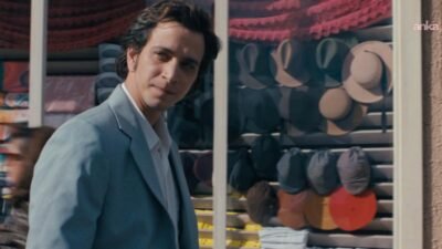 Nobel ödüllü yazar Orhan Pamuk’un çağdaş edebiyatın simge eserlerinden "Masumiyet