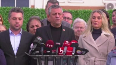 CHP Genel Başkanı Özgür Özel, MHP Genel Başkan Yardımcısı Feti