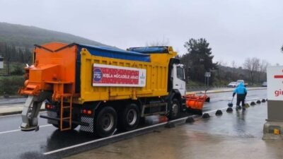 Sancaktepe Belediyesi, yoğun kar yağışı ve buzlanma riskine karşı hazırlıklarını