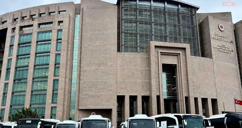 CHP'nin cumhurbaşkanı adayı Ekrem İmamoğlu ve belediye bürokratlarının tutuklanmasını protesto