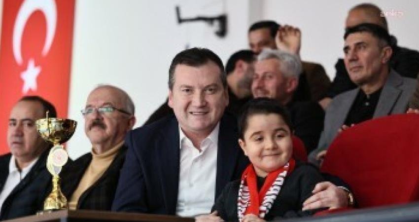 Silivri Belediye Başkanı Bora Balcıoğlu, DMD hastalığı ile mücadele eden