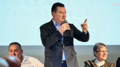 Selimpaşa’da düzenlenen mahalle toplantısında konuşan Silivri Belediye Başkanı Bora Balcıoğlu,