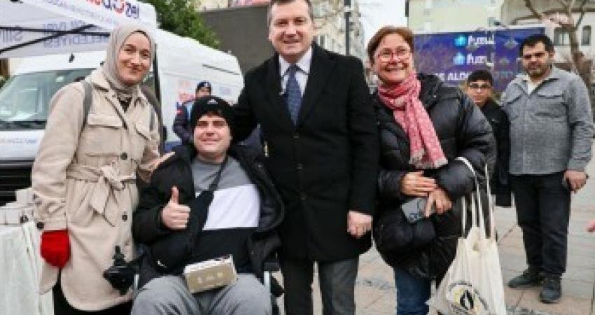 Silivri Belediye Başkanı Bora Balcıoğlu, Miraç Kandili dolayısıyla Uğur Mumcu