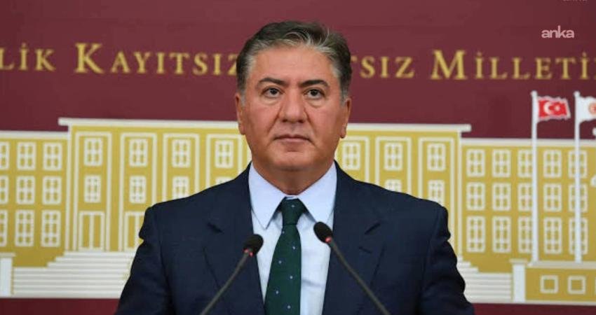 Suriye hükümeti ile SDG arasında anlaşmaya varılması… Murat Emir: Bölge barışı adına bu süreci önemsiyoruz CHP Grup Başkanvekili Murat Emir, Suriye hükümeti ile SDG arasındaki