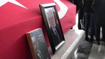 Aliağa’da üç dönem belediye başkanlığı yapan ve CHP’den TBMM 22.