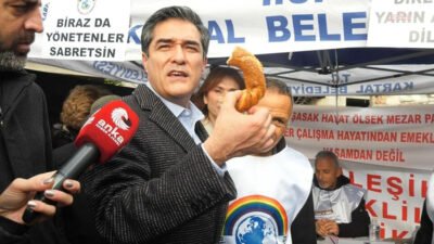 İYİ Parti Grup Başkanvekili Buğra Kavuncu, emekli maaşlarına yapılan yüzde