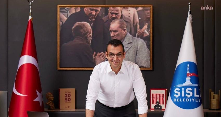 Tutuklu Şişli Belediye Başkanı Şahan: “Bugün ihtiyacımız olan şey; birbirimizi suçlamak değil, birbirimizin hakkını savunmaktır” "Kent uzlaşısı" gerekçesiyle tutuklanan Şişli Belediye Başkanı Resul Emrah Şahan,