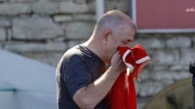 Zafer Partisi Genel Başkanı Ümit Özdağ, Nusaybin'de Türkiye bayrağının indirilmesine tepki gösterdi.