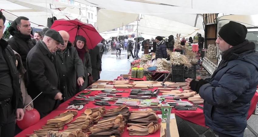 Zafer Partisi Genel Başkanı Ümit Özdağ, İstanbul Tuzla'da pazar ziyaret