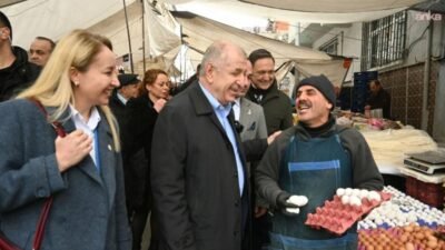 Zafer Partisi Genel Başkanı Ümit Özdağ, bugün Bağcılar'da semt pazarını ziyaret