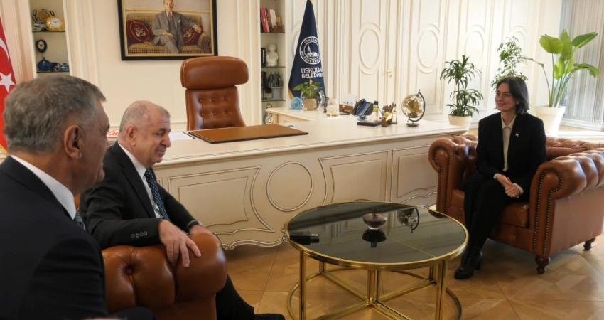 Zafer Partisi Genel Başkanı Ümit Özdağ, Üsküdar Belediyesi Başkanı Sinem