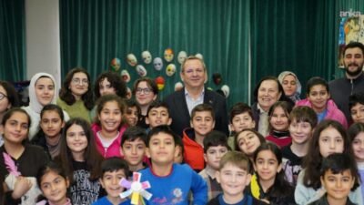 Ayvalık Belediyesi Cihan Şişman Gençlik Merkezi’nde yürütülen gönüllülük çalışmalarıyla, Boğaziçi