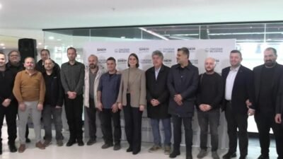 Üsküdar Belediyesi, 10 Ocak Çalışan Gazeteciler Günü'nde Ünalan Caddesi'ndeki Üsküdar