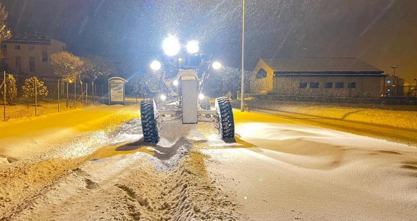 Van’da dün geceden bu yana etkisini sürdüren yoğun kar nedeniyle