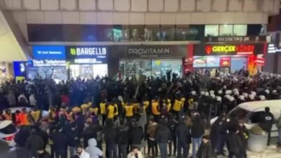 Van Emek ve Demokrasi Platformu, Halep’te yaşananlara ilişkin basın açıklaması