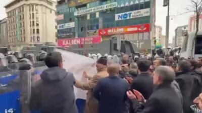 Van Emek ve Demokrasi Platformu'nun Suriye'nin kuzeydoğusundaki Rojava için düzenlemek