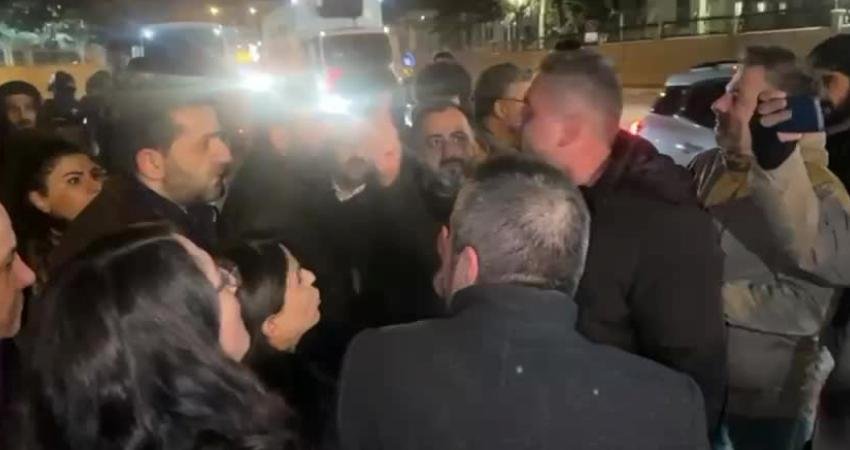 Suriye'de yaşanan gelişmeleri protesto etmelerinin ardından gözaltına alınan aralarında yerine kayyum