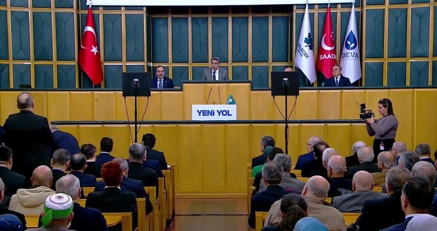 Gelecek Partisi Genel Başkanı Ahmet Davutoğlu, "'Dünya 1'den büyüktür' demeyen