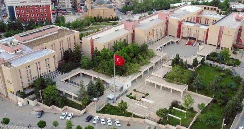 Mardin’in Yeşilli ilçesinde Sosyal Yardımlaşma ve Dayanışma Vakfı (SYDV) Müdürü