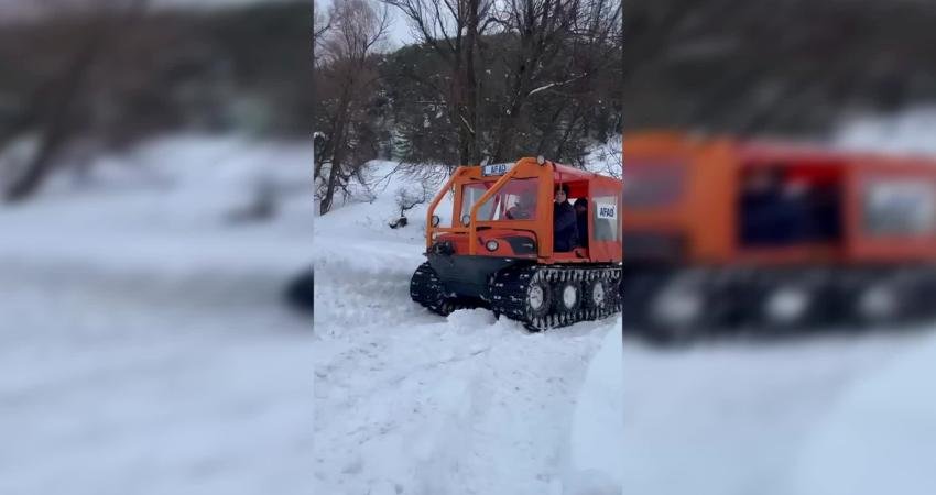 Yozgat’ta karda mahsur kalan vatandaşlar kurtarıldı Yozgat’ın Çayıralan ilçesinin Konuklar yaylasında yoğun kar yağışı nedeniyle mahsur