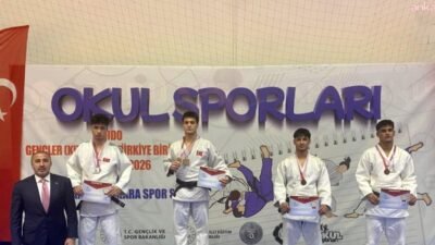 Yunusemre Belediyespor'un judocusu Emin Levent Yelkenci, Ordu'da düzenlenen Okul Sporları