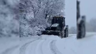Zonguldak'ta etkisini artıran kar yağışı, özellikle yüksek kesimlerde ulaşımı olumsuz