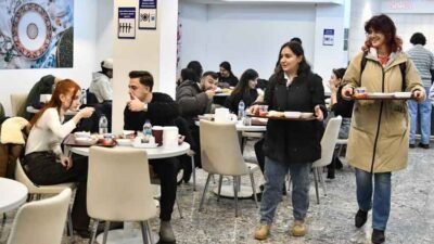 Ankara Büyükşehir Belediyesi, bu yıl da Ramazan ayında öğrencileri iftar