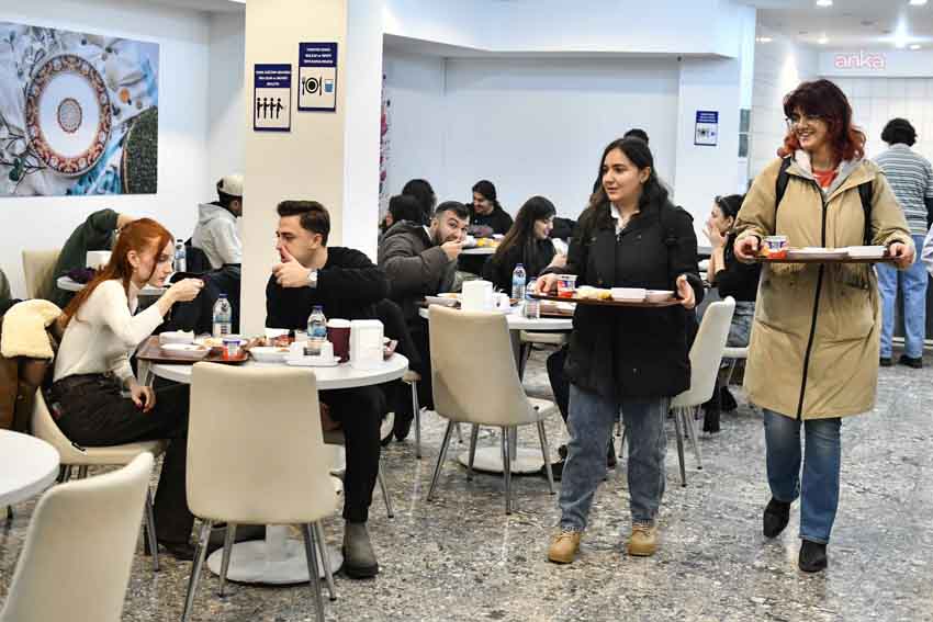 Ankara Büyükşehir Belediyesi, bu yıl da Ramazan ayında öğrencileri iftar