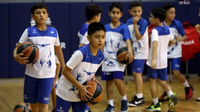 İBB Spor Okulları’nda yeni dönem kayıtları açıldı. 3-13 yaş arası