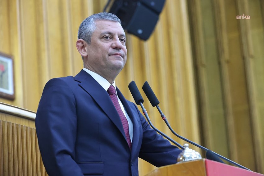 CHP Genel Başkanı Özgür Özel, "Gerçekle yüzleşmek, sokağa inmekle oluyor.