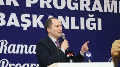 Yeniden Refah Partisi Genel Başkanı Fatih Erbakan, Kocaeli’de partisinin düzenlediği