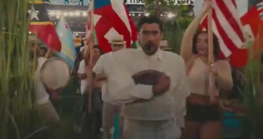 ABD Başkanı Donald Trump, Porto Rikolu sanatçı Bad Bunny’nin Super