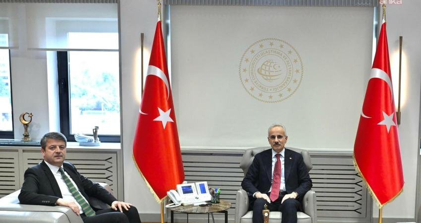 Adıyaman Belediye Başkanı Tutdere, Ankara’da bir dizi temasta bulundu Adıyaman Belediye Başkanı Abdurrahman Tutdere, Ankara’da gerçekleştirdiği temaslar kapsamında Ulaştırma