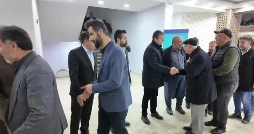 Adıyaman Belediye Başkanı Tutdere, iftarda mesai arkadaşlarıyla bir araya geldi: “Kocaman bir aileyiz” Adıyaman Belediye Başkanı Abdurrahman Tutdere, iftar programında mesai arkadaşlarıyla bir